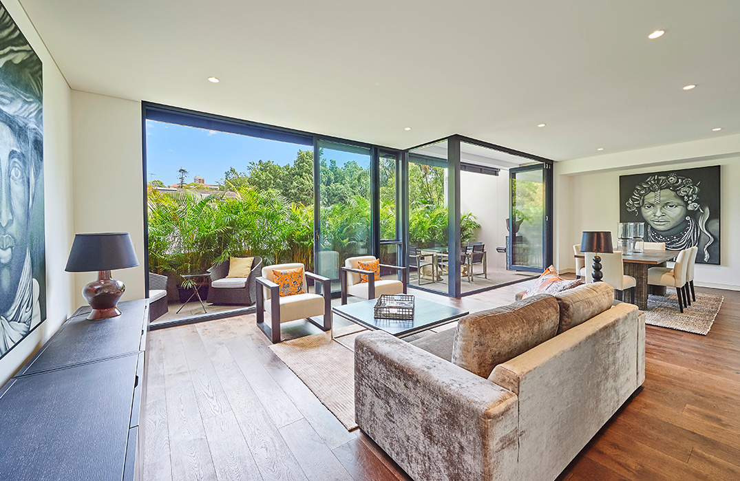 Lounge / Dining image