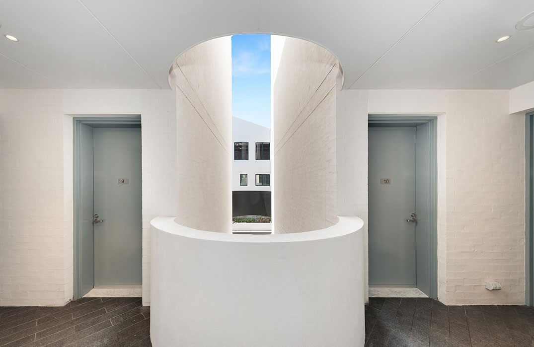 Renwick - Redfern image